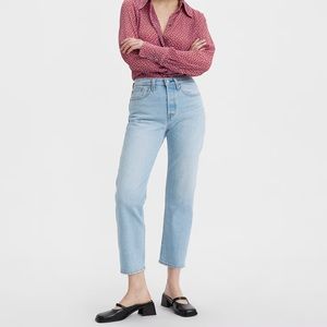Levi’s wedgie straight light wash